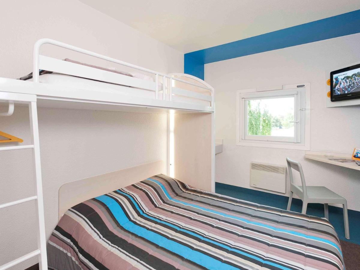 Enzo Hotel 1Er Prix Coudes Exterior photo